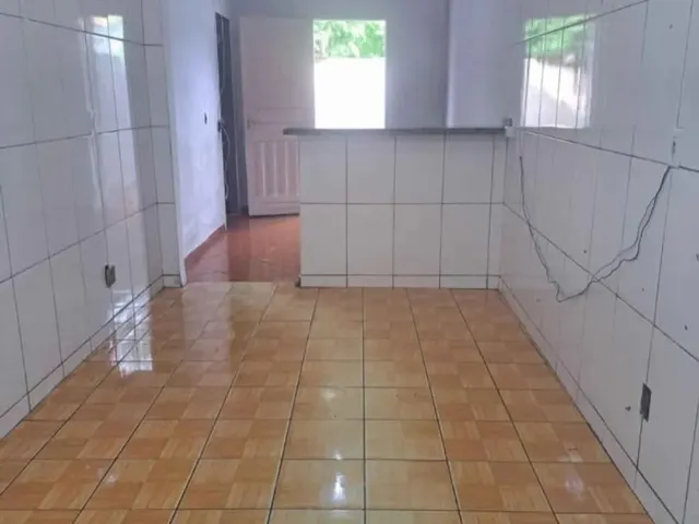 Imagem 8: Casa com 2Dormtorios e Mais Uma Kitnet no Terreno Bairro Morar Bem Sao Jose -Sc