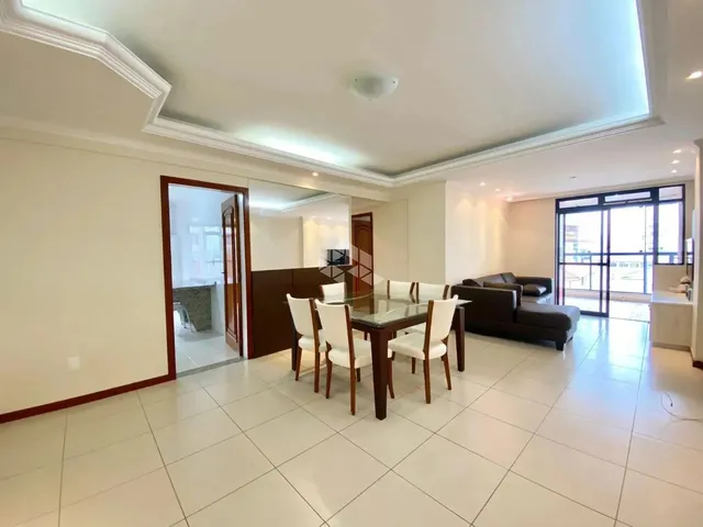 Imagem: O apartamento possui 3 Dormitórios, 1 Suíte, 1 Banheiro,
