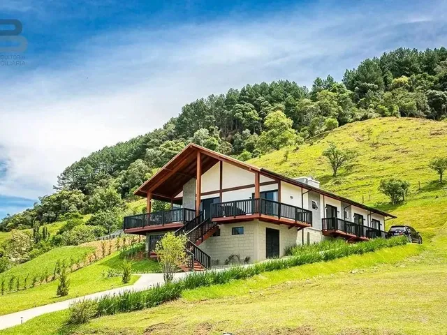 Imagem 1: Casa Nova Alto Padrão - 4 Dormitórios, Sendo 2 Suítes - Rancho Queimado