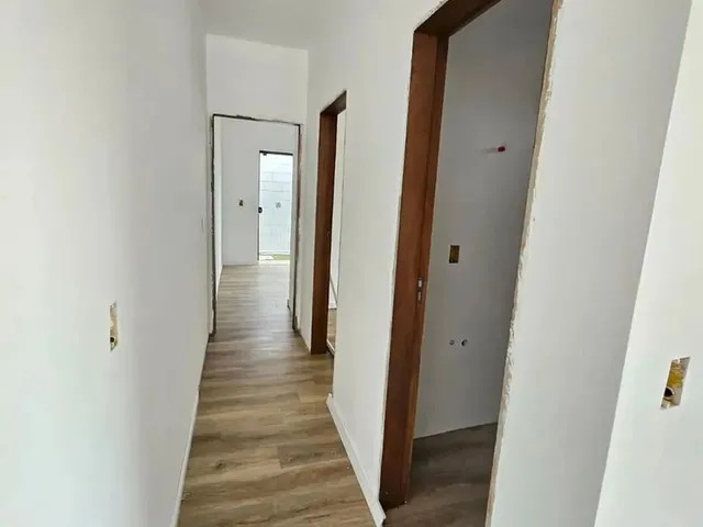 Imagem 3: A/ Casa 2 Dormitórios Sendo 1 Suíte no Bairro Forquilhas - São José
