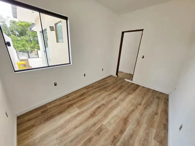 Imagem 11: A/ Casa 2 Dormitórios Sendo 1 Suíte no Bairro Forquilhas - São José