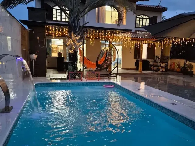 Imagem: Ampla e Confortável Casa com 270M2 em Uma