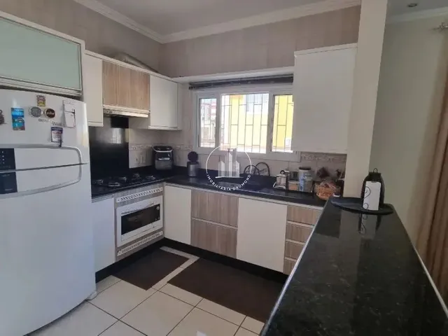 Imagem 2: Casa 3 Quartos com Piscina, 194 M²- Real Parque