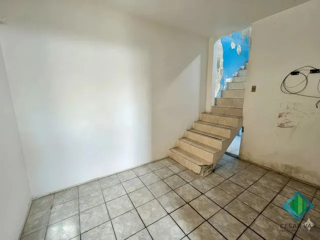 Imagem 4: Imóvel para Venda Possui 92 Metros Quadrados com 5 Quartos em Real Parque - São José