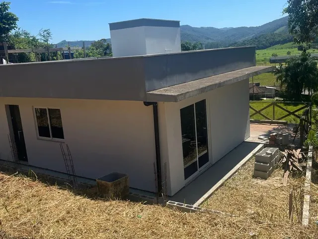 Imagem: Casa em Santo Amaro da Imperatriz