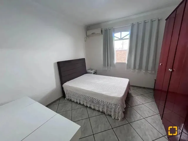 Imagem 15: Casa À Venda com 3 Dormitórios no Centro de Palhoça/Sc