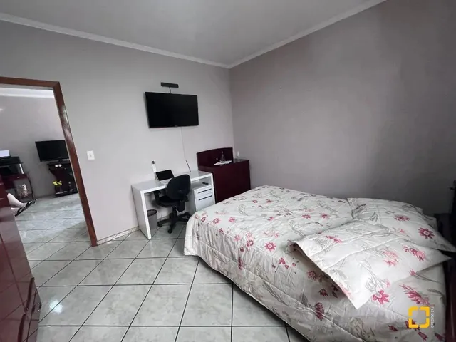 Imagem 13: Casa À Venda com 3 Dormitórios no Centro de Palhoça/Sc