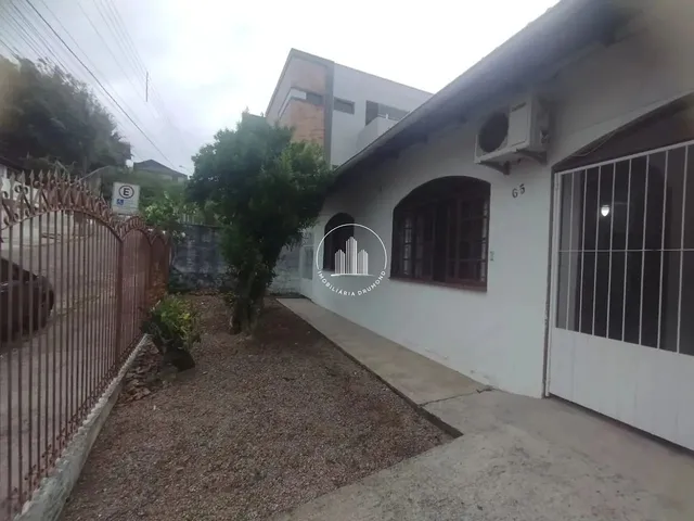 Imagem 2: Casa 4 Quartos com 1 Suíte e 100M² - Centro