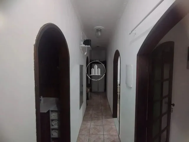 Imagem 4: Casa 4 Quartos com 1 Suíte e 100M² - Centro