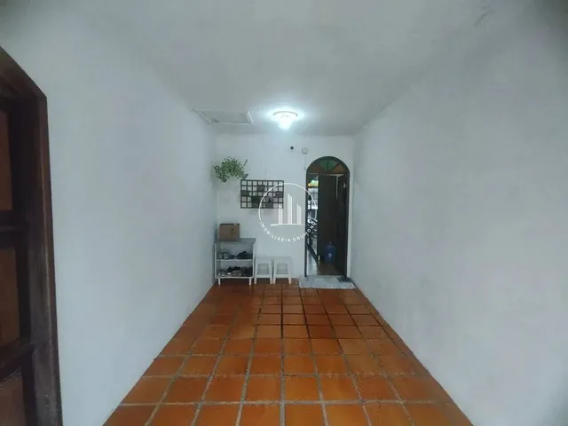 Imagem 3: Casa 4 Quartos com 1 Suíte e 100M² - Centro