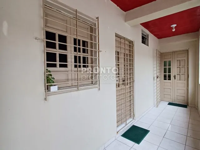 Imagem: Casa com 4 quartos em Espinheiro