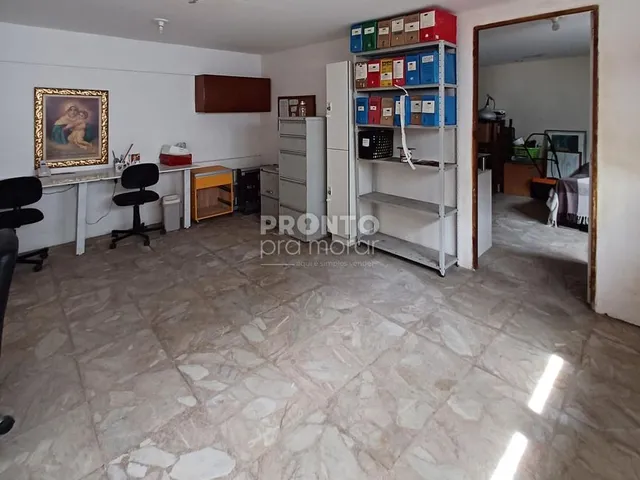 Imagem: Casa com 4 quartos em Piedade
