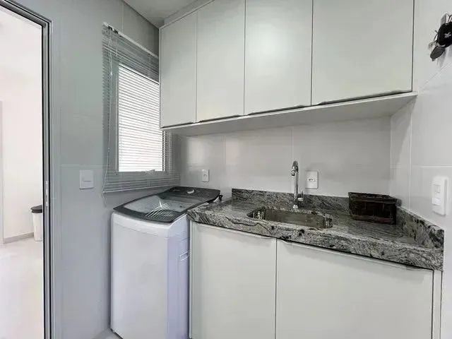 Imagem 11: Imóvel para Venda Possui 143 Metros Quadrados com 3 Quartos em Beira Rio - Biguaçu - Sc
