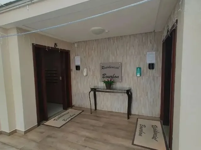 Imagem 7: Excelente Apartamento Semi Mobiliado Composto por 02 Dormitórios, Sala de Estar, Sacada