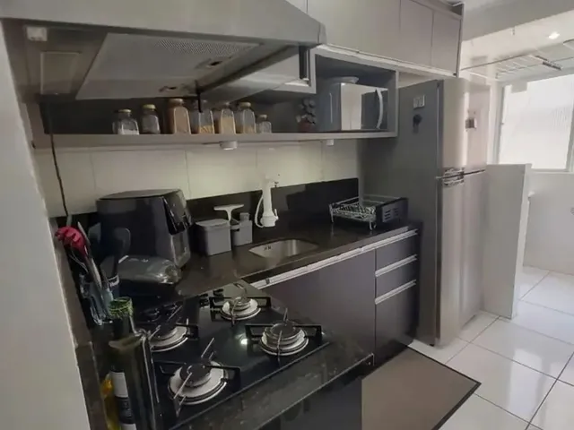 Imagem 16: Excelente Apartamento Semi Mobiliado Composto por 02 Dormitórios, Sala de Estar, Sacada
