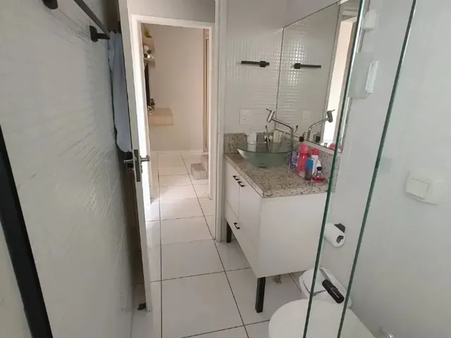 Imagem 13: Excelente Apartamento Semi Mobiliado Composto por 02 Dormitórios, Sala de Estar, Sacada