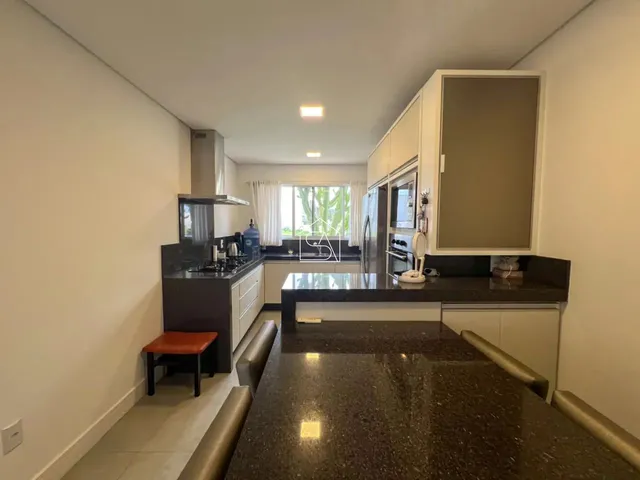 Imagem 7: Casa Térrea com 4 Dormitórios Sendo 3 Suítes, À Venda Pedra Branca - Palhoça Sc