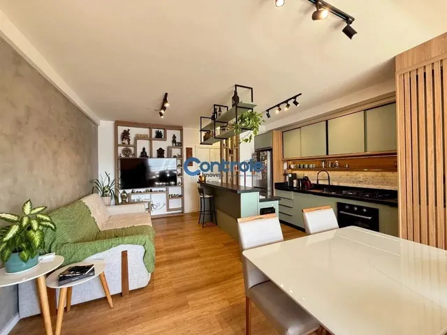 Imagem 1: Apartamento com 3 Dormitórios e Suíte na Avenida Principal da Pagani