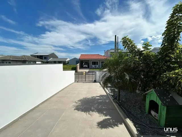 Imagem 2: Sobrado com 2 Suítes em Forquilhas, São José