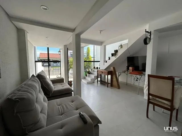 Imagem 7: Sobrado com 2 Suítes em Forquilhas, São José