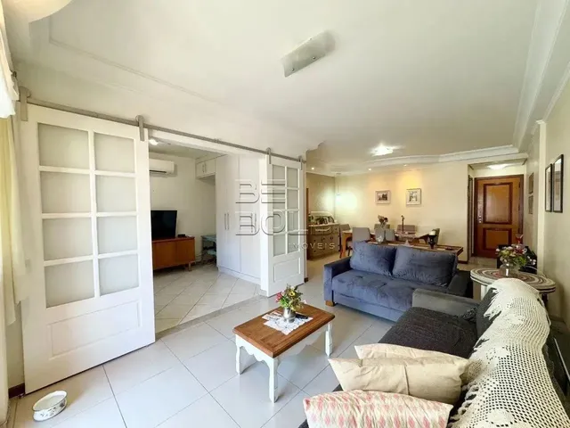 Imagem: Amplo Apartamento com 3 Dormitórios em