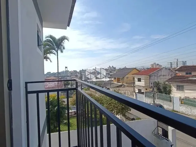 Imagem: Casa Sobrado em Ipiranga, São José - Sc