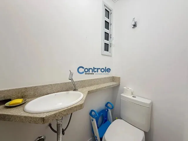 Imagem 2: Apartamento com 124M² e 03 Dormitórios, Sendo 01 Suíte e Demi-Suíte, no Centro Da