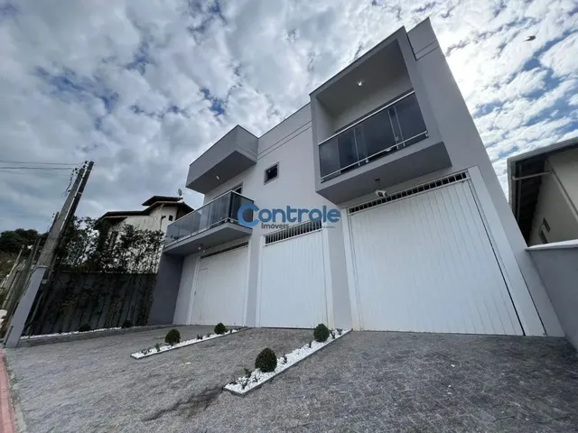 Imagem: Casa C/ 03 Dormitórios, Suíte Master e