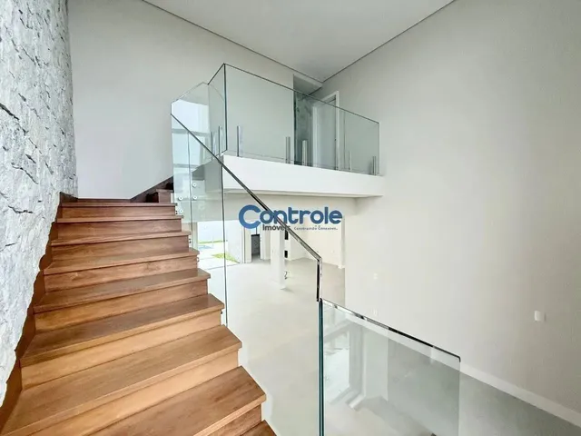 Imagem 3: Casa com 3 Suítes com Vista para Lago - Pedra Branca