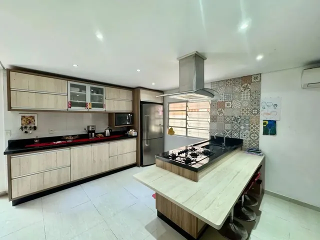 Imagem 10: Casa com 4 Dormitórios, Sendo 1 Suíte e Vaga de Garagem, em Flor de Nápolis, em São