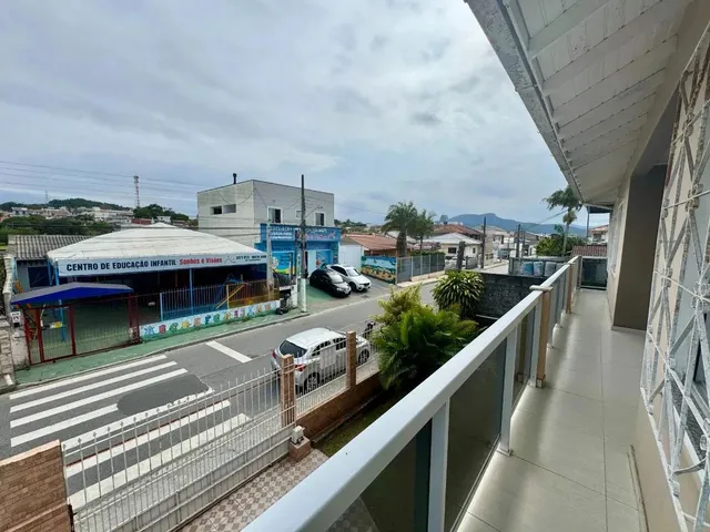 Imagem 2: Casa com 4 Dormitórios, Sendo 1 Suíte e Vaga de Garagem, em Flor de Nápolis, em São