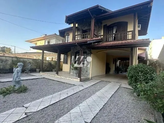 Imagem: Casa 4 Quartos no Pagani - Imv