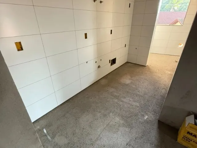 Imagem 9: Apartamentos no Centro de Santo Amaro da Imperatriz 2 e 3 Quartos com Suíte