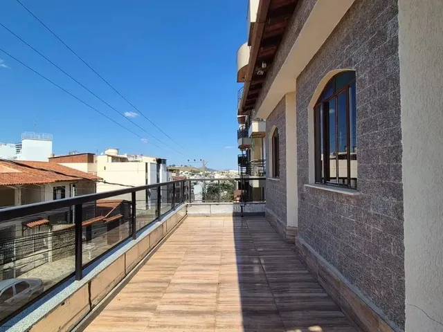 Imagem: Casa 4 Quartos - Laranjeiras
