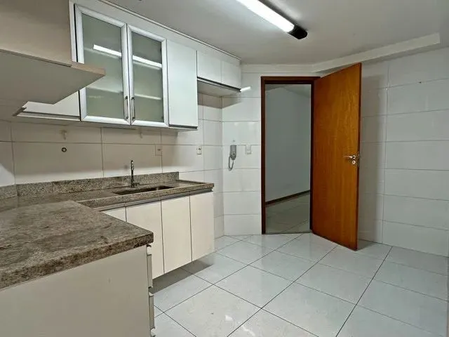 Imagem 5: Dois Quartos com Suíte e Excelente Área Externa no Centro de Juiz de Fora