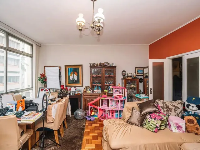 Imagem 4: Apartamento Clássico e Atemporal no Coração do Centro Cidade - 3 Quartos com Suíte