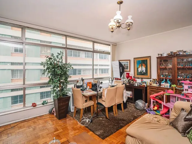 Imagem 6: Apartamento Clássico e Atemporal no Coração do Centro Cidade - 3 Quartos com Suíte