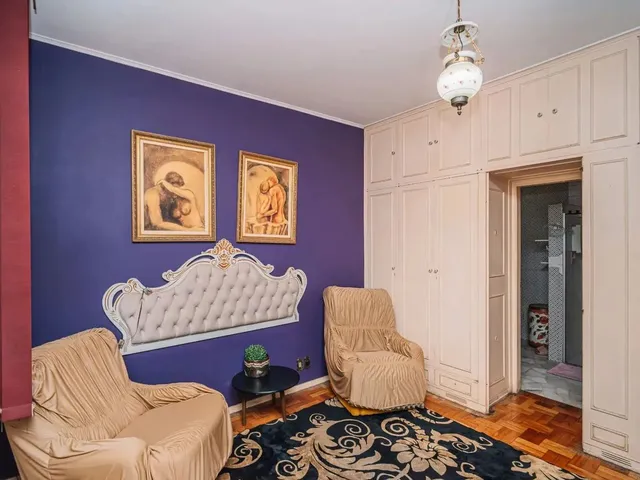 Imagem 14: Apartamento Clássico e Atemporal no Coração do Centro Cidade - 3 Quartos com Suíte