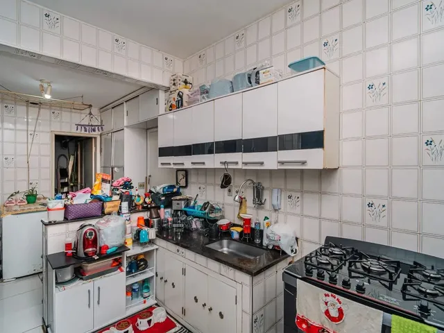 Imagem 15: Apartamento Clássico e Atemporal no Coração do Centro Cidade - 3 Quartos com Suíte