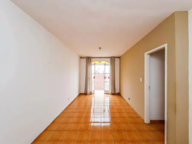 Imagem: Apartamento com Varanda e Vista Próxima