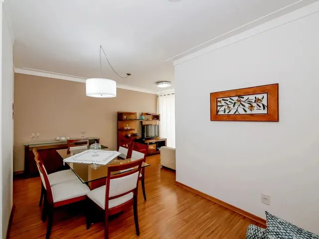 Imagem: 3 Quartos com Varanda e Garagem no Bairro