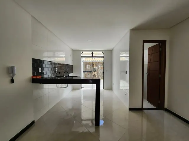 Imagem 9: Casa Duplex de 03 Quartos com Suíte no Aeroporto