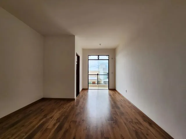 Imagem 10: Casa Duplex de 03 Quartos com Suíte no Aeroporto
