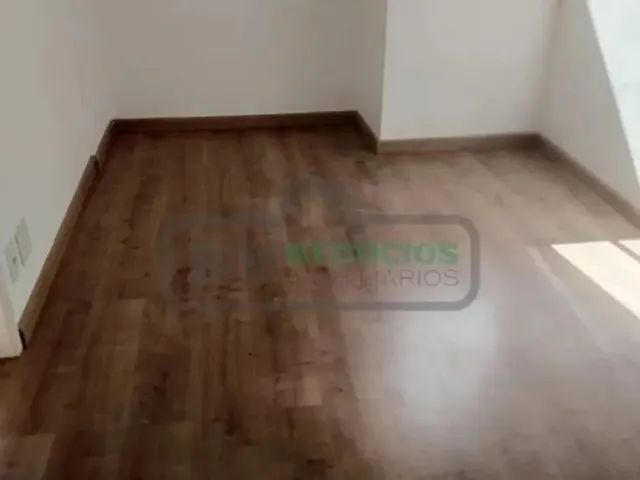 Imagem 8: Ca0471Imóvel para Venda com 69 Metros Quadrados com 2 Quartos em Residência - Juiz De