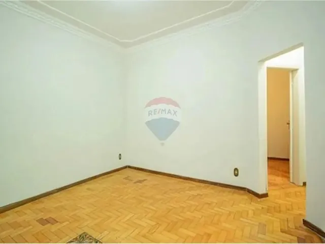 Imagem 5: Apartamento com 2 Quartos, Apenas 1 Lance de Escada, Sem Garagem