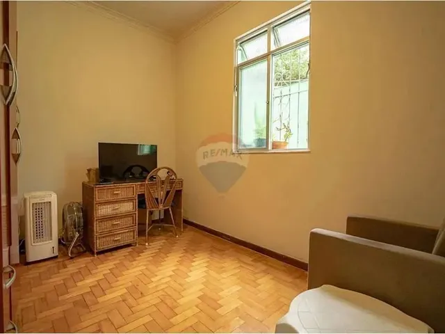 Imagem 14: Apartamento com 2 Quartos, Apenas 1 Lance de Escada, Sem Garagem