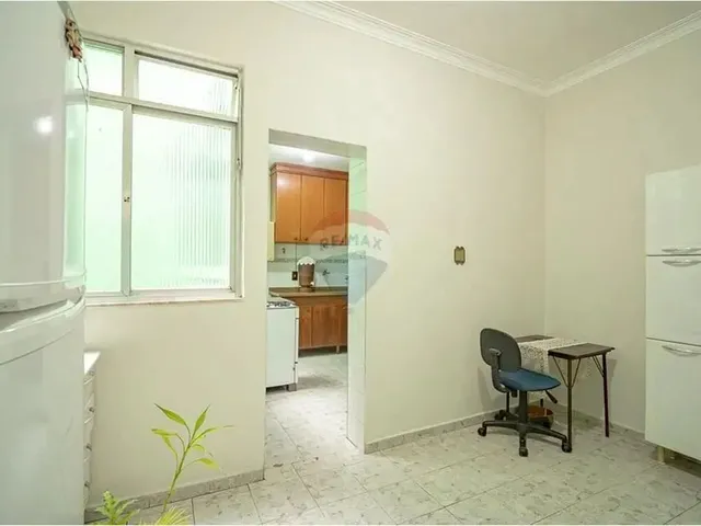 Imagem 9: Apartamento com 2 Quartos, Apenas 1 Lance de Escada, Sem Garagem