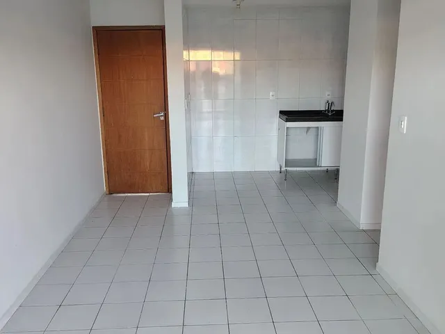 Imagem 3: Bairu com Elevador Apartamento 2 Quartos 1 Suite Sala com Sacada Ampla Cozinha 1 Garagem