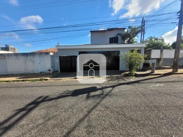 Imagem: Casa Sobrado para Locação no Bairro Tibery