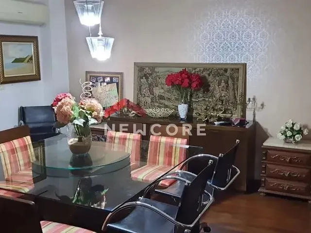 Imagem: O apartamento possui 3 Dormitórios, 1 Suíte, 3 Banheiros,